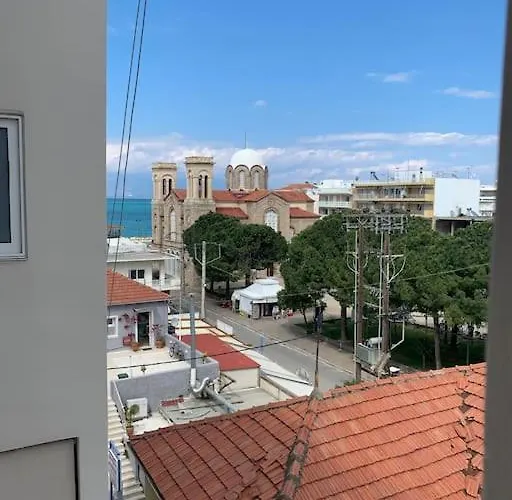 Διαμέρισμα Whole Flat, Location, Seaside Town *